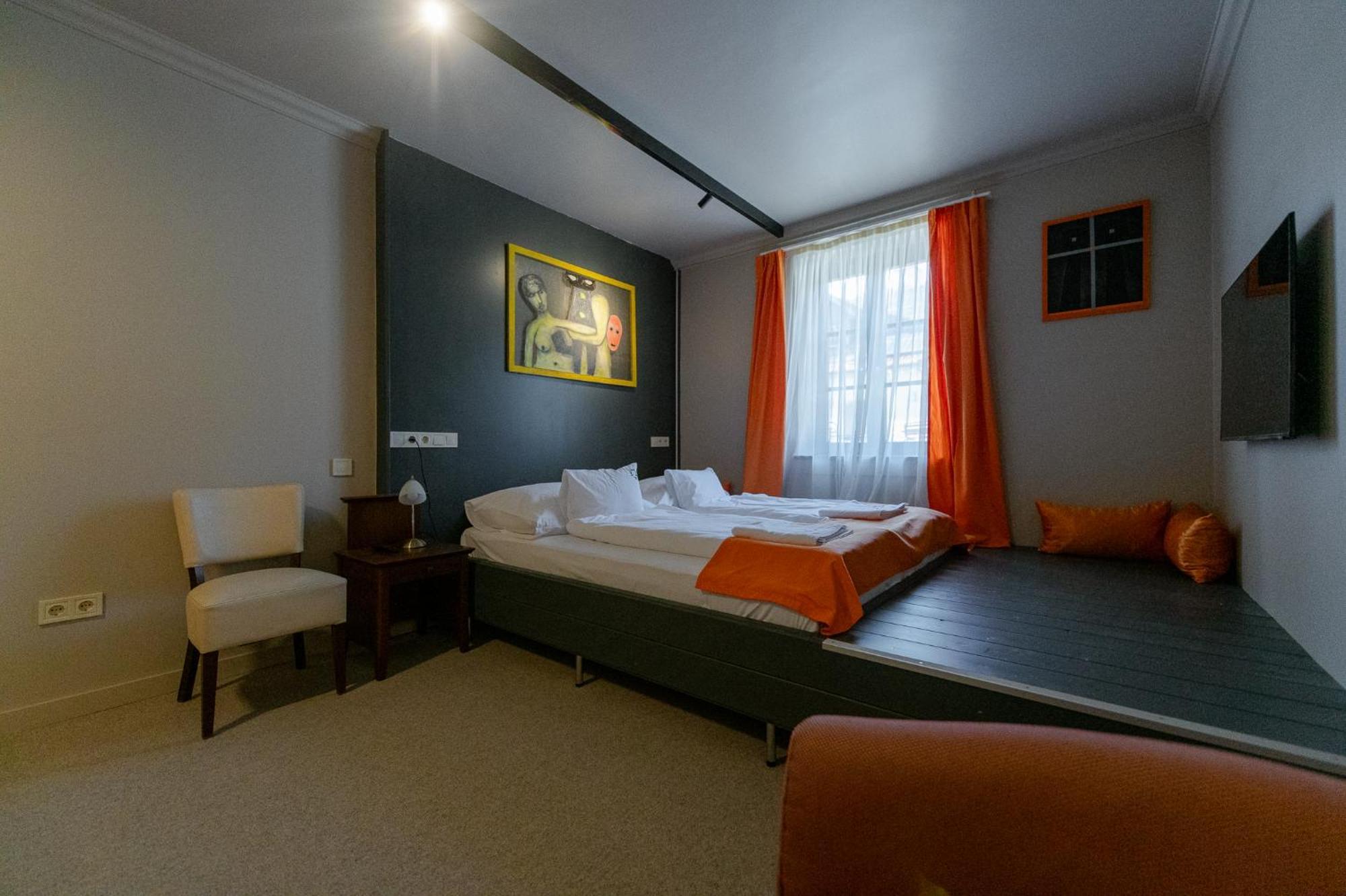 Barka Galeria Hotel Es Etterem Tállya Zewnętrze zdjęcie