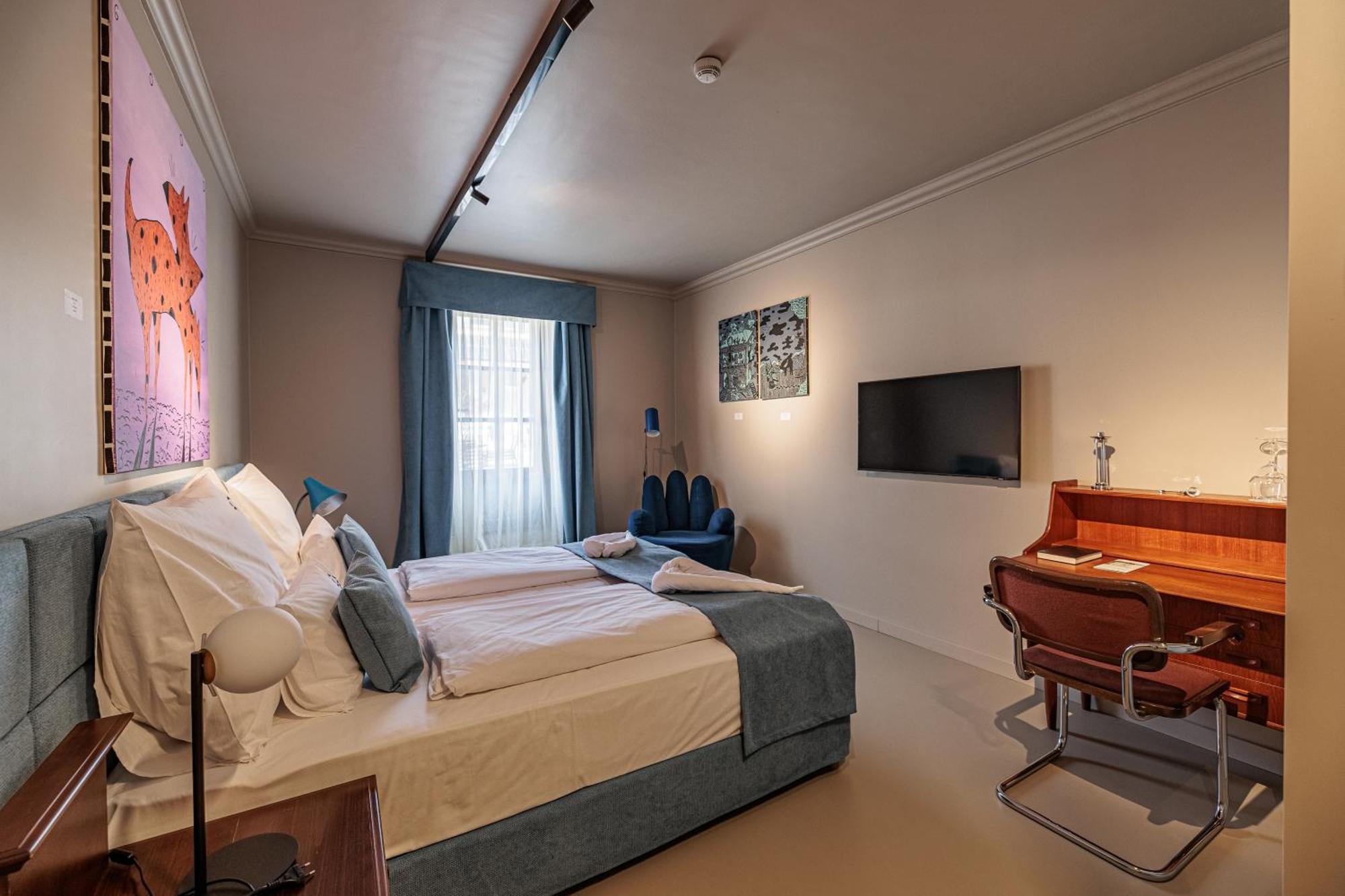 Barka Galeria Hotel Es Etterem Tállya Zewnętrze zdjęcie